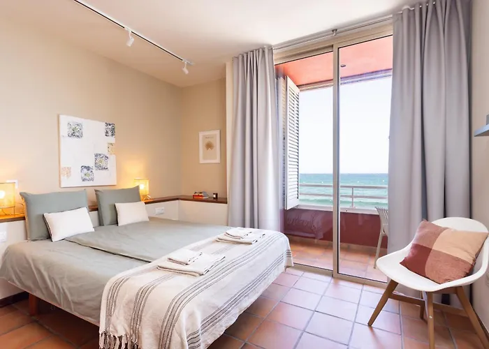 公寓 Spectacular Beachfront Loft-style Casa Corina Ii