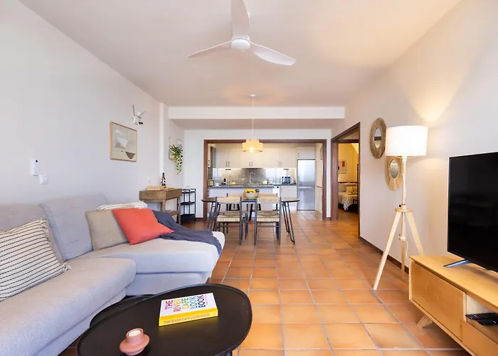 Spectacular Beachfront Loft-style Casa Corina Ii *