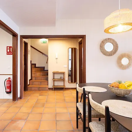 Spectacular Beachfront Loft-style Casa Corina Ii * אל מדאנו